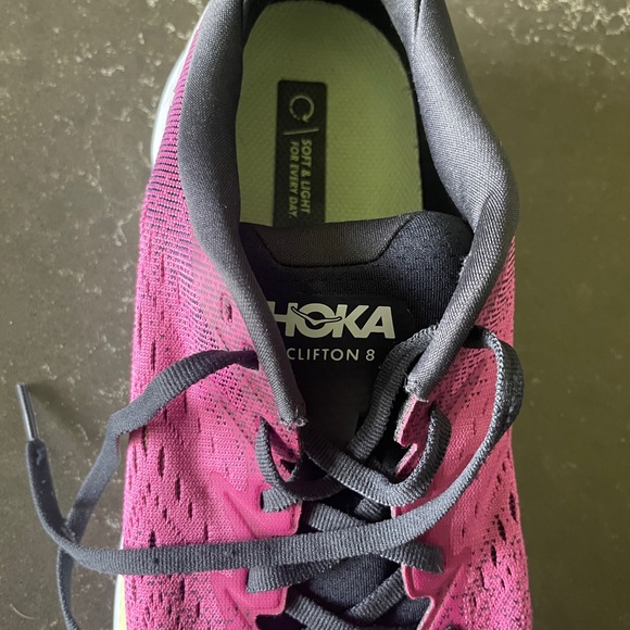 Hoka Women's Clifton 8 Shoes - Picture 4 of 9